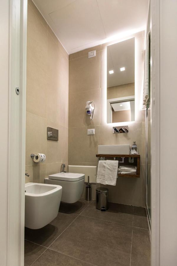 Morpheus Rooms Naples Luaran gambar